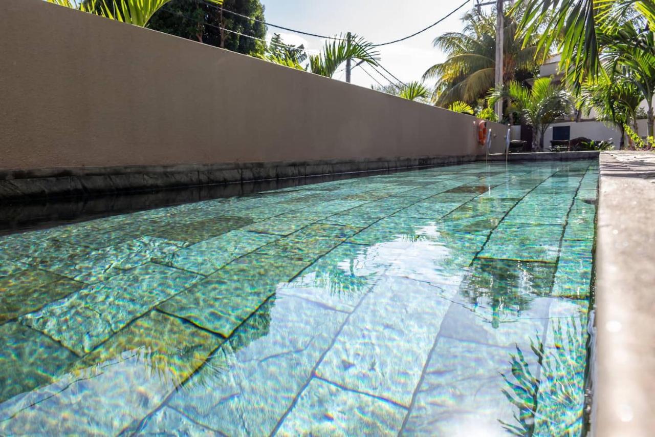 2 Bedroom Flat 15 Mins Walk From Flic En Flac Beach Ngoại thất bức ảnh